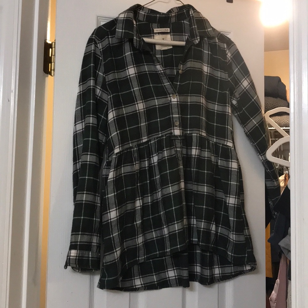 Green and white Peplum flannel top